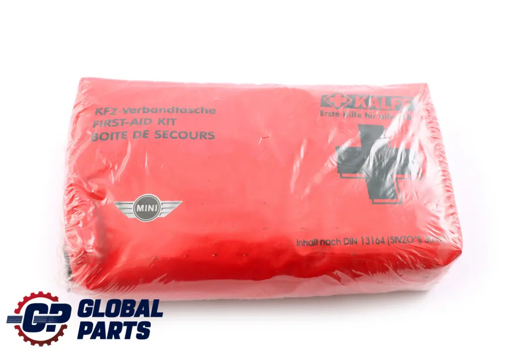 Universal First Aid Kit Medico D'Emergenza Pouch Red per BMW con numero di parte 7066648 BMW Universal First Aid Kit Medico D'Emergenza Pouch Red - SKU 7066648 - Numero di parte 7066648