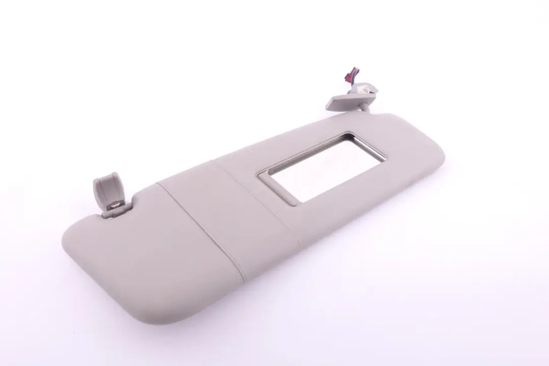 Parasoleil Retroviseur Lumieres Droite Gris pour BMW 5 E60 E61 LCI à propos du numéro de pièce 7066650 BMW 5 E60 E61 LCI Parasoleil Retroviseur Lumieres Droite Gris - SKU 7066650-1 - Numéro de pièce 7066650