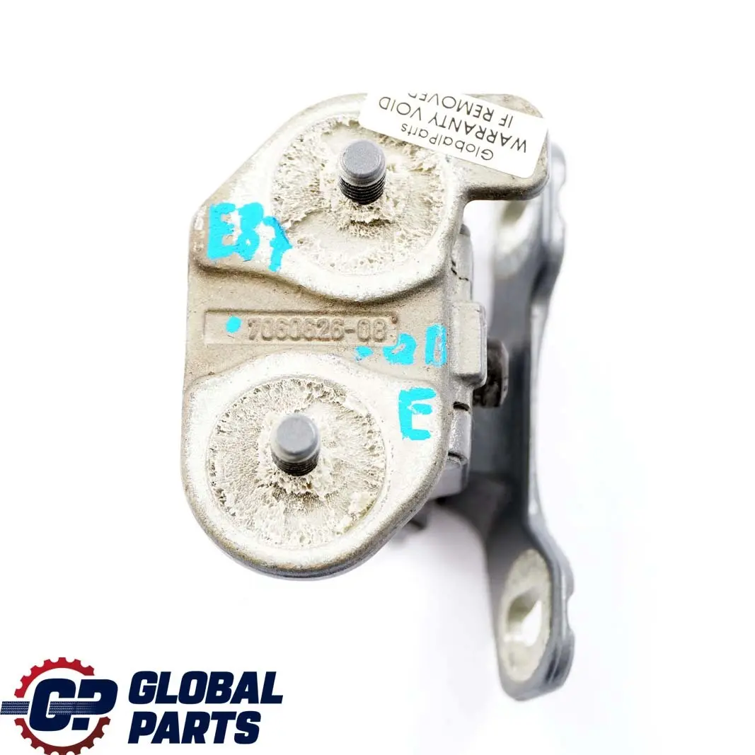 BMW 1 E81 E87 Right Trunk Lid Hinge Tailgate O/S Quarzblau Blue - A18 7060626 - SKU 7067220-QB - Part number 7067220