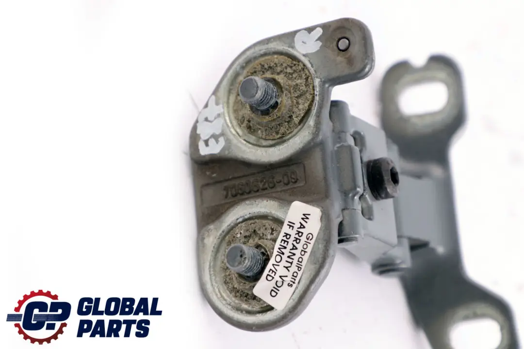 Scharnier Heckklappe Rechts Spacegrau Grau 7060626 für BMW 1 er E81 E87 E87N LCI mit Teilenummer 7067220 BMW 1 er E81 E87 E87N LCI Scharnier Heckklappe Rechts Spacegrau Grau 7060626 - SKU 7067220-SCG - Teilenummer 7067220