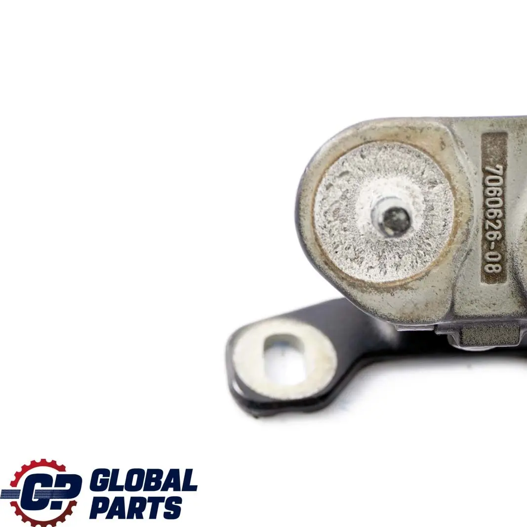 Cerniera Portellone Baule Destro Schwarz Nero 668 per BMW E81 E87 LCI con numero di parte 7067220 BMW E81 E87 LCI Cerniera Portellone Baule Destro Schwarz Nero 668 - SKU 7067220-SCH - Numero di parte 7067220