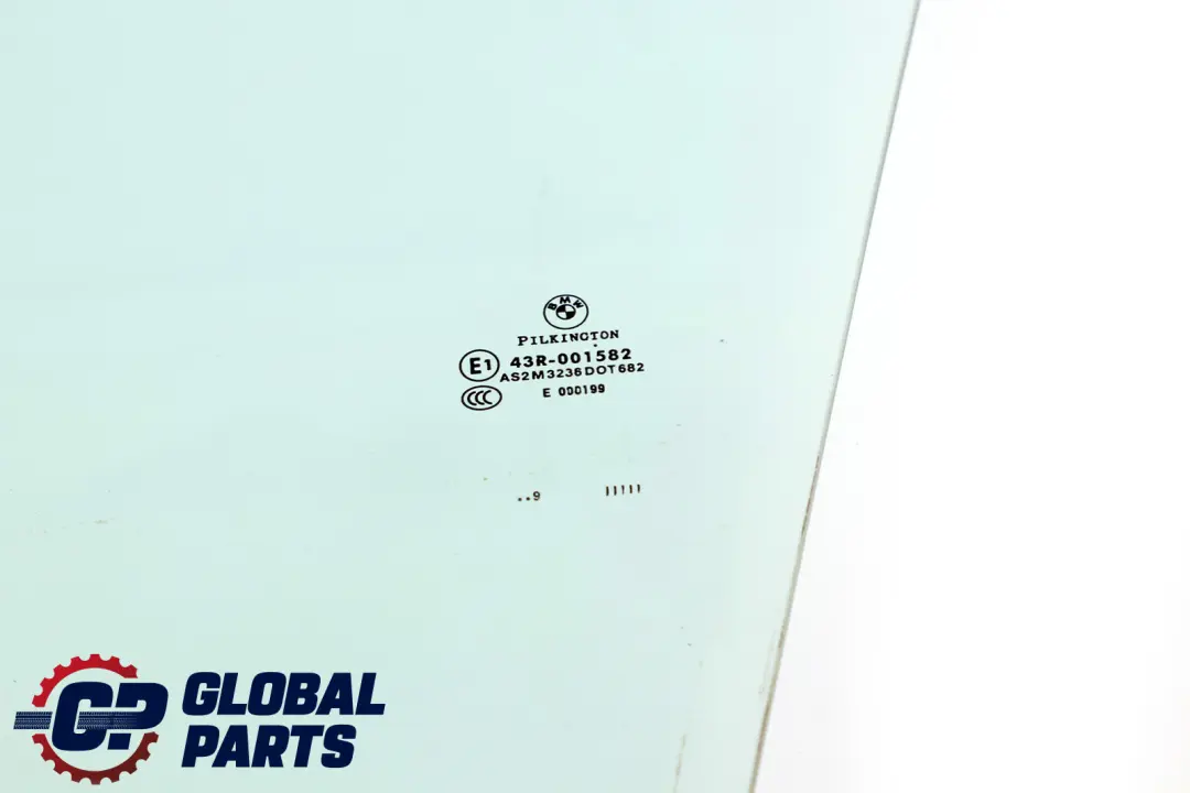 BMW E87 E87N LCI Vetro Finestra Porta Anteriore Sinistra - SKU 7067791 - Numero di parte 51337067791