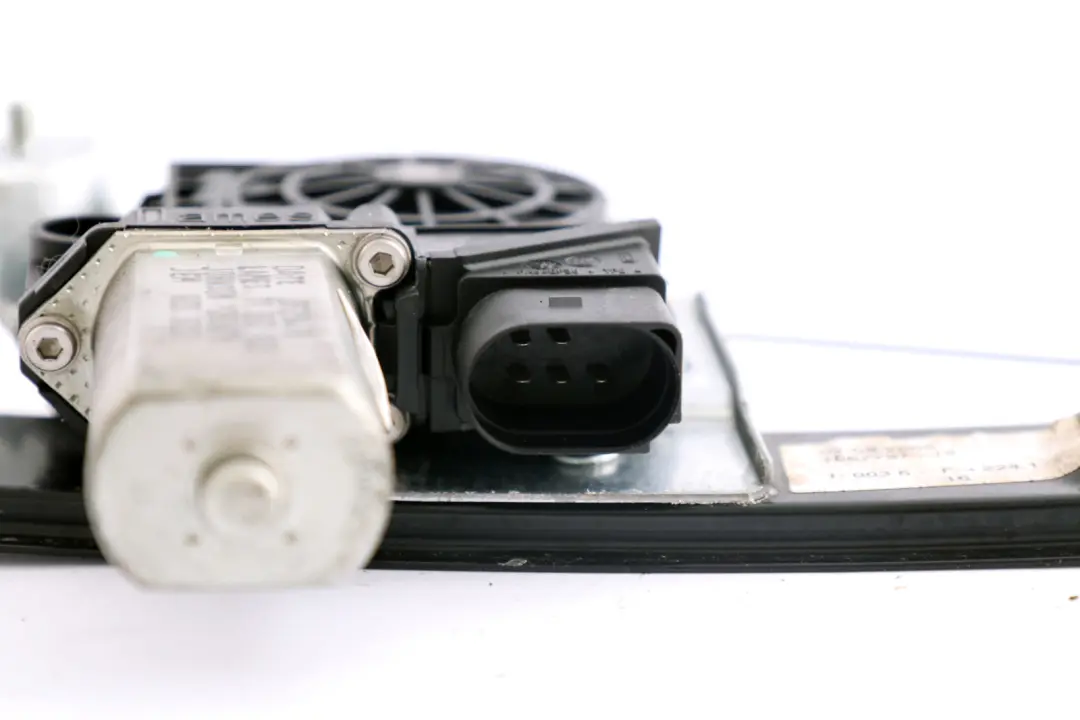 Türfensterheber Elektrischer Fensterheber Hinten Links für BMW E87 mit Teilenummer 7067797 BMW E87 Türfensterheber Elektrischer Fensterheber Hinten Links - SKU 7067797 - Teilenummer 7067797