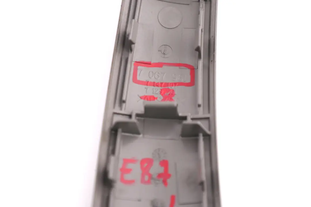 BMW 1 Series 8 E87 Trim Inner Door Handle Silver Titan Left N/S - SKU 7067961-8 - Part number 7067961