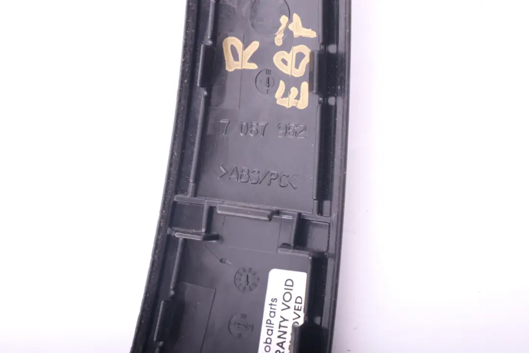 Trim Inner Door Handle Gomera Black Right O/S to BMW 1 Series 12 E87 with Part number 7067962 BMW 1 Series 12 E87 Trim Inner Door Handle Gomera Black Right O/S - SKU 7067962-12 - Part number 7067962