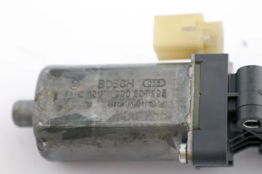 BMW 5 7 er E60 E65 F10 F11 Stellantrieb Oberschenkelauflage - SKU 7068045 - Teilenummer 7068045