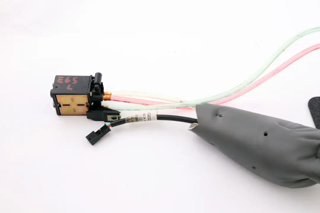 Front Seat Support Pump Left Right N/O/S Lordosis Pad to BMW E60 E61 E65 with Part number 7068156 BMW E60 E61 E65 Front Seat Support Pump Left Right N/O/S Lordosis Pad - SKU 7068156 - Part number 7068156