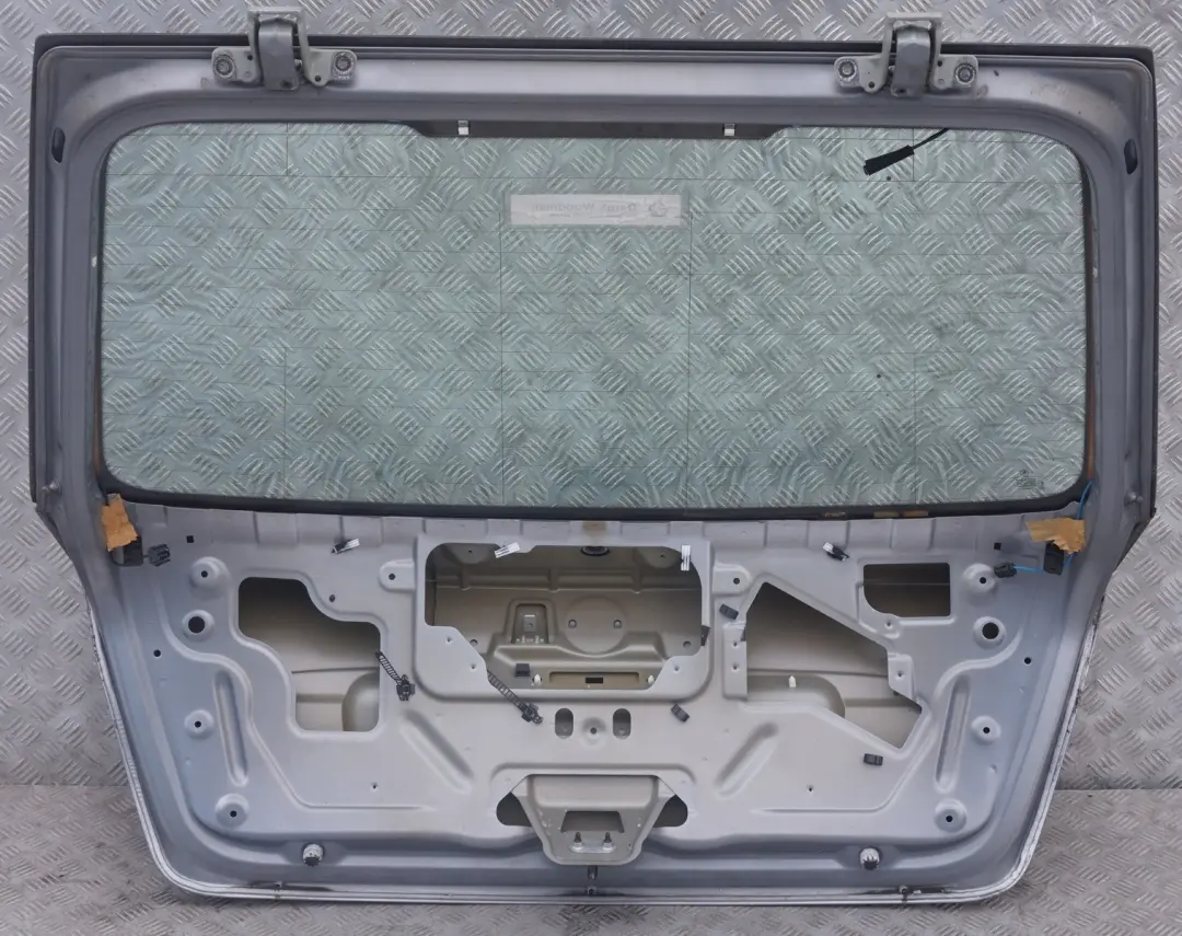 BMW E46 Klapa tylna bagażnika silbergrau A08 - SKU 7117996-SBG - Numer Części 7117996