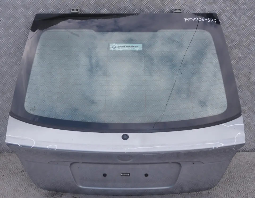 Trunk Boot Lid Tailgate Silbergrau Silver Grey - A08 to BMW 3 Series E46 Compact with Part number 7117996 BMW 3 Series E46 Compact Trunk Boot Lid Tailgate Silbergrau Silver Grey - A08 - SKU 7117996-SBG - Part number 7117996