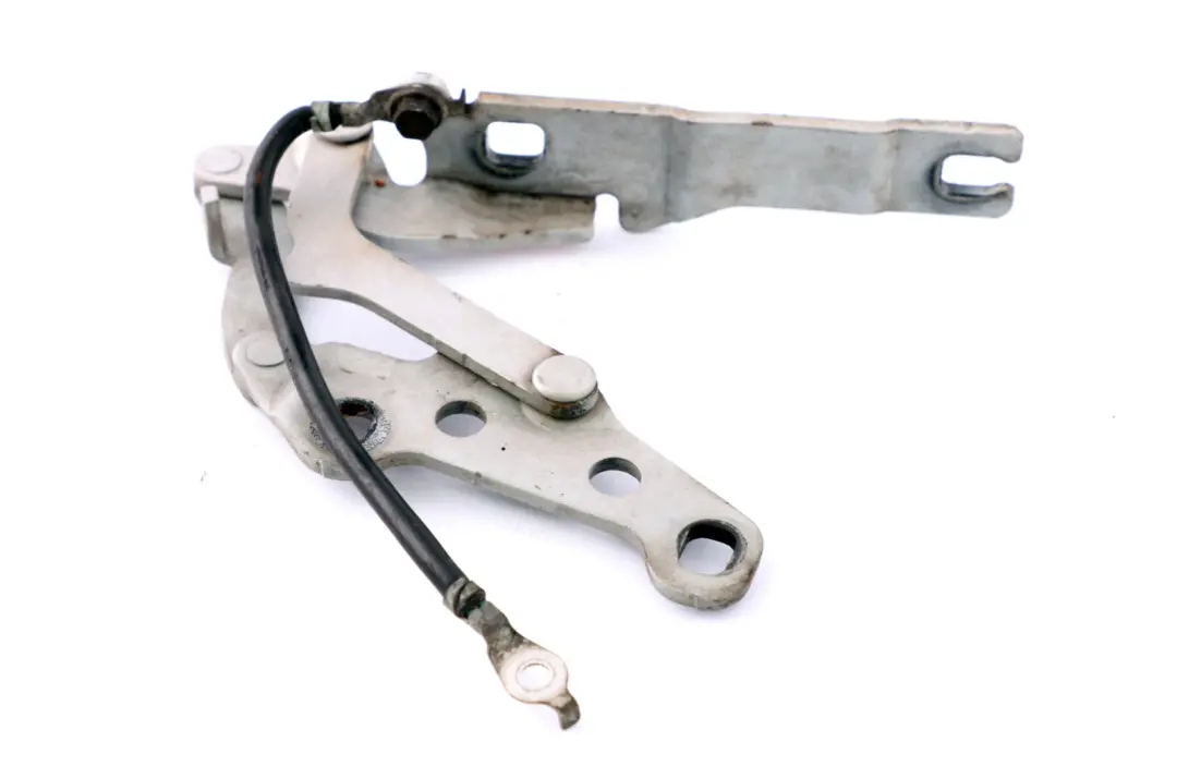 Front Letf N/S Engine Bonnet Hinge Titan Silver 7016171 to BMW Z4 Series E85 E86 with Part number 7068279 BMW Z4 Series E85 E86 Front Letf N/S Engine Bonnet Hinge Titan Silver 7016171 - SKU 7068279-TS - Part number 7068279