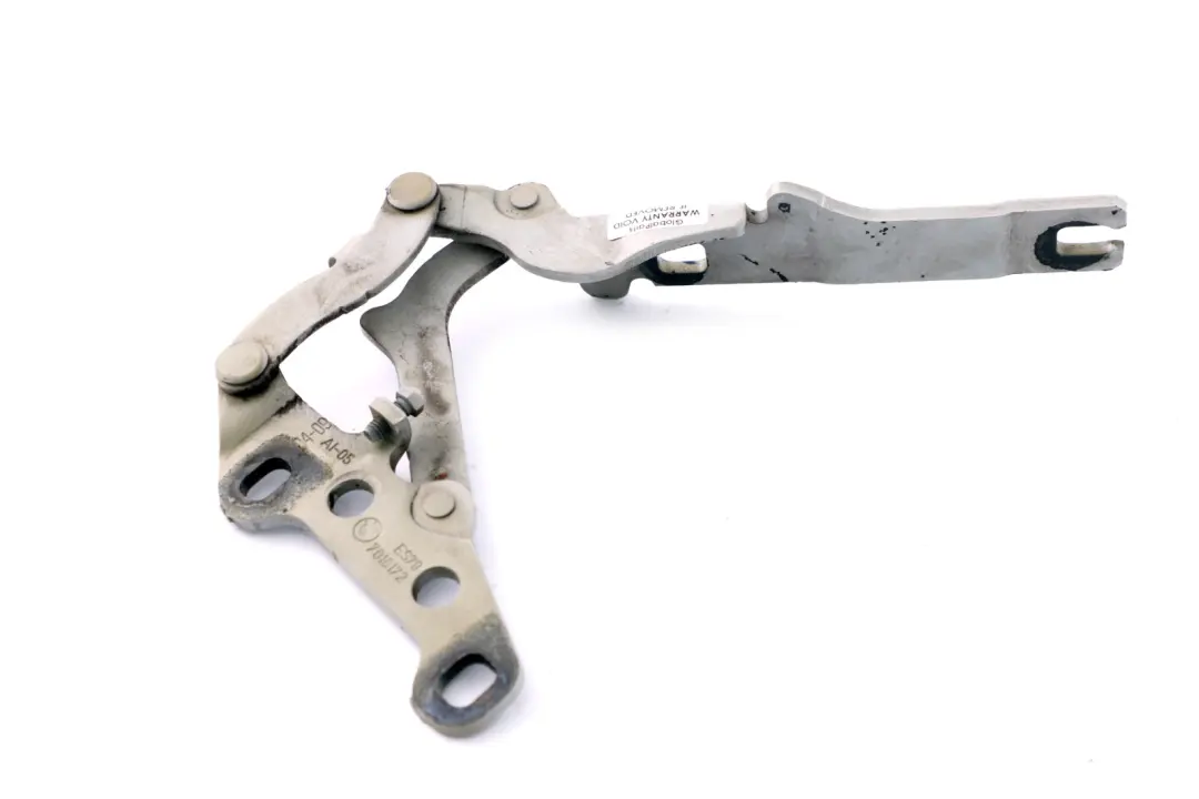 Zawias Maski Prawy Przód Srebrny do BMW Z4 E85 E86 o numerze 7068280 BMW Z4 E85 E86 Zawias Maski Prawy Przód Srebrny - SKU 7068280-TS - Numer Części 7068280