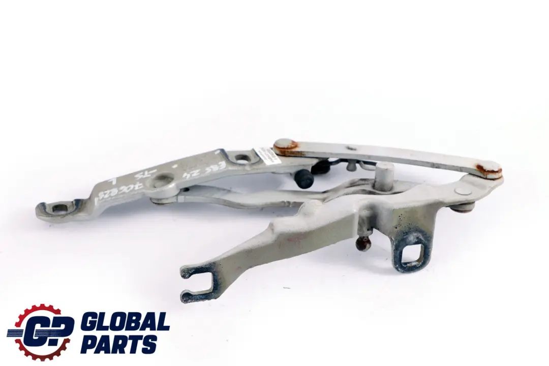 Bisagra Trasera del Maletero Izquierdo Plata 7016179 para BMW Z4 E85 con número de pieza 7068281 BMW Z4 E85 Bisagra Trasera del Maletero Izquierdo Plata 7016179 - SKU 7068281-TS - Número de pieza 7068281