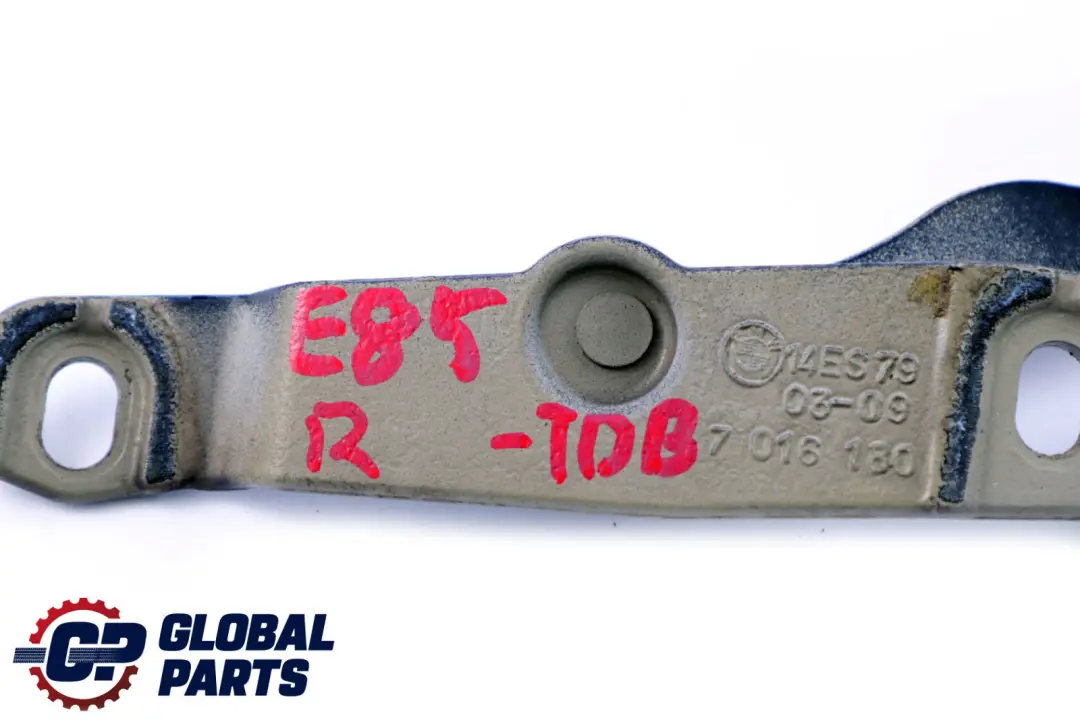 Zawias Klapy Bagażnika Prawy Tył do BMW Z4 E85 o numerze 7068282 BMW Z4 E85 Zawias Klapy Bagażnika Prawy Tył - SKU 7068282-TDB - Numer Części 7068282