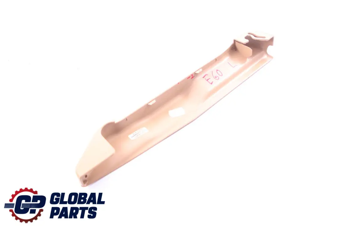 Blende Oberschiene Aussen Links Beige für BMW 5 er E60 E61 mit Teilenummer 7068501 BMW 5 er E60 E61 Blende Oberschiene Aussen Links Beige - SKU 7068501-2 - Teilenummer 7068501