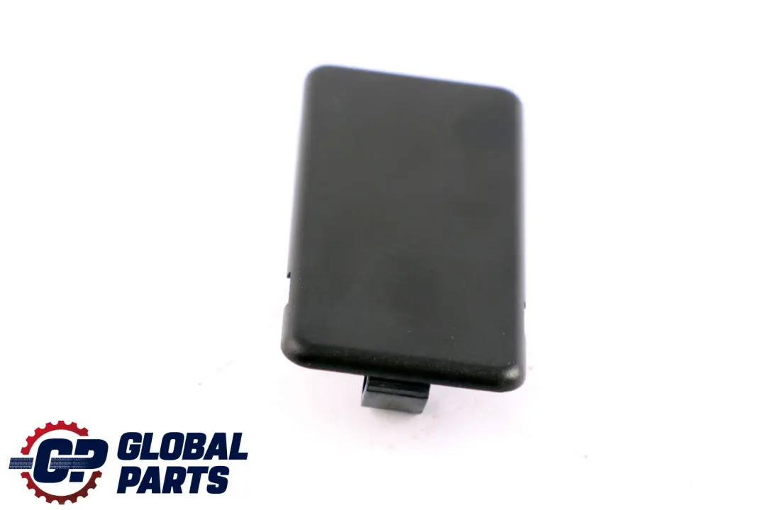 BMW E60 E61 Capot Plaque Aveugle Attachments Tableau de Bord Dessous - SKU 7068753 - Numéro de pièce 7068753