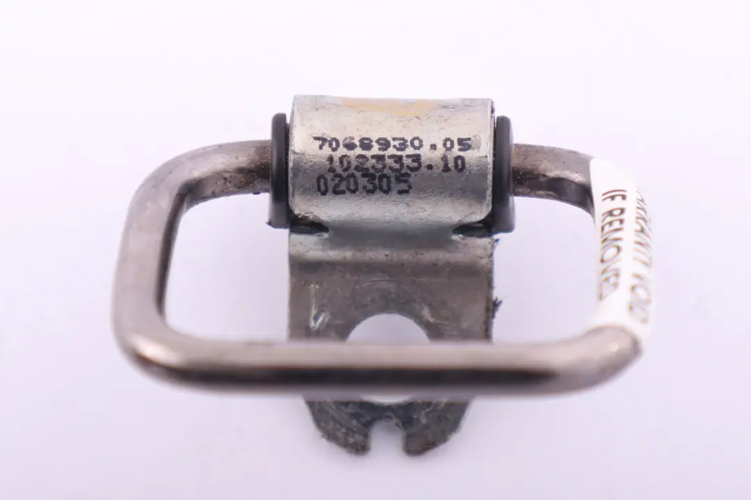 Mocowanie uchwyt bagażnika do BMW E60 E63 MINI R55 o numerze 7068930 BMW E60 E63 MINI R55 Mocowanie uchwyt bagażnika - SKU 7068930 - Numer Części 7068930