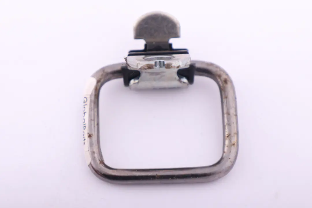 Ancoraggio Carenatura Portabagagli per BMW E60 E63 E64 LCI con numero di parte 7068930 BMW E60 E63 E64 LCI Ancoraggio Carenatura Portabagagli - SKU 7068930 - Numero di parte 7068930