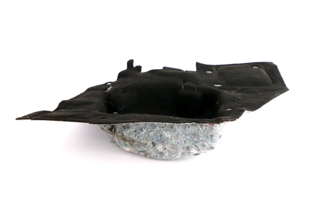 wygłuszenie nadkola bagażnik lewy tył do BMW E91 o numerze 7068939 BMW E91 wygłuszenie nadkola bagażnik lewy tył - SKU 7068939 - Numer Części 7068939