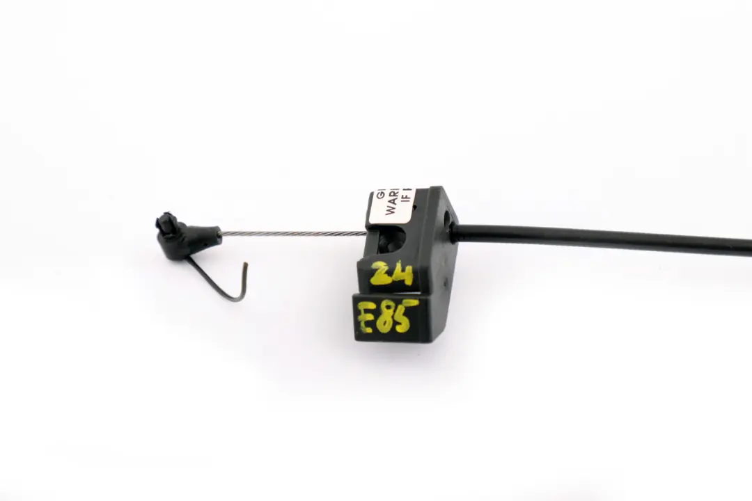 Linka cięgno klapy do BMW E60 E85 Z4 o numerze 7068947 BMW E60 E85 Z4 Linka cięgno klapy - SKU 7068947 - Numer Części 7068947