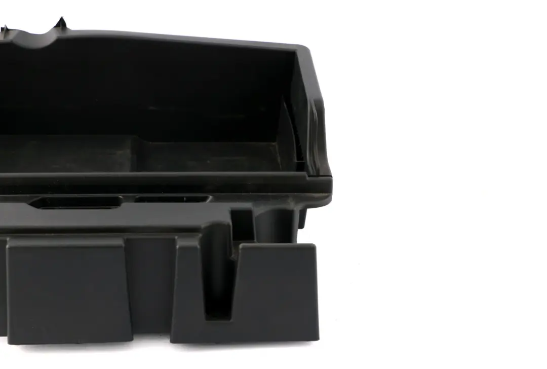 Vassoio Batteria Coperchio Trim Boot per BMW E61 E61N LCI Touring con numero di parte 7068949 BMW E61 E61N LCI Touring Vassoio Batteria Coperchio Trim Boot - SKU 7068949 - Numero di parte 7068949