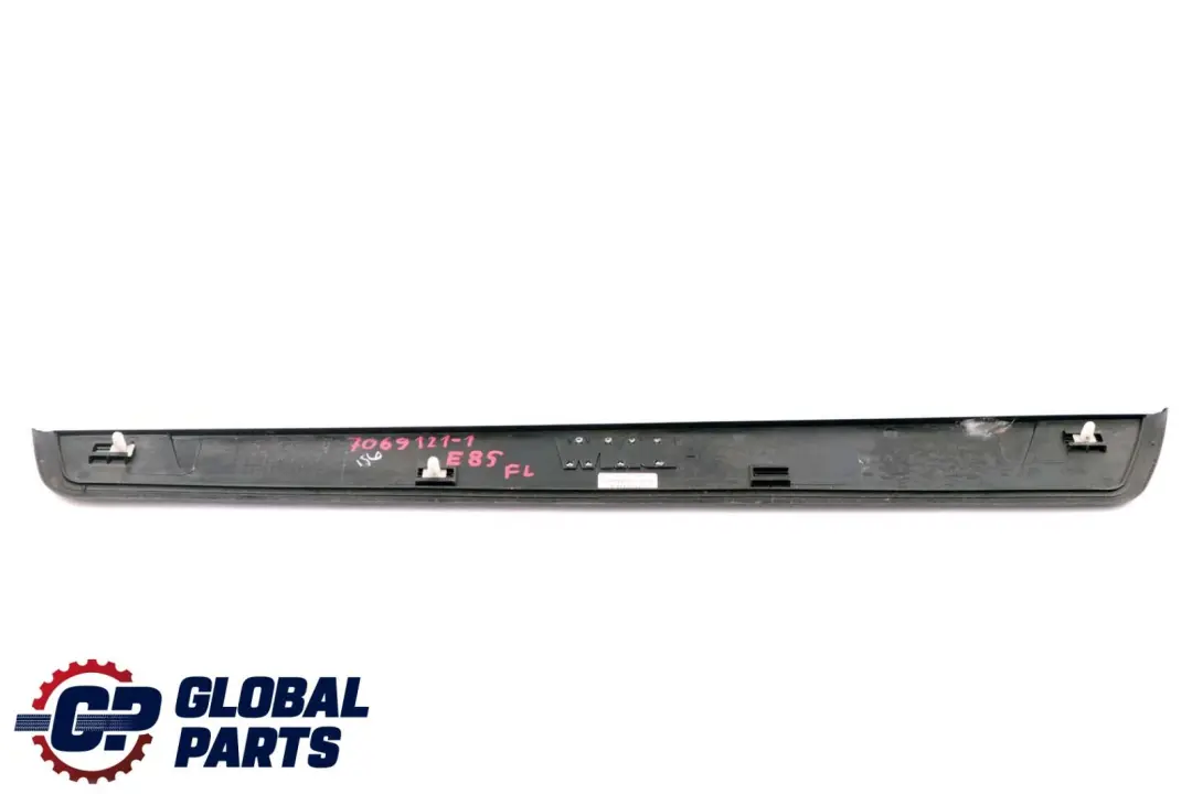 Entrance Cover Trim Edition Front Left N/S 7016653 to BMW Z4 Series E85 E86 E89 with Part number 7069121 BMW Z4 Series E85 E86 E89 Entrance Cover Trim Edition Front Left N/S 7016653 - SKU 7069121-1 - Part number 7069121