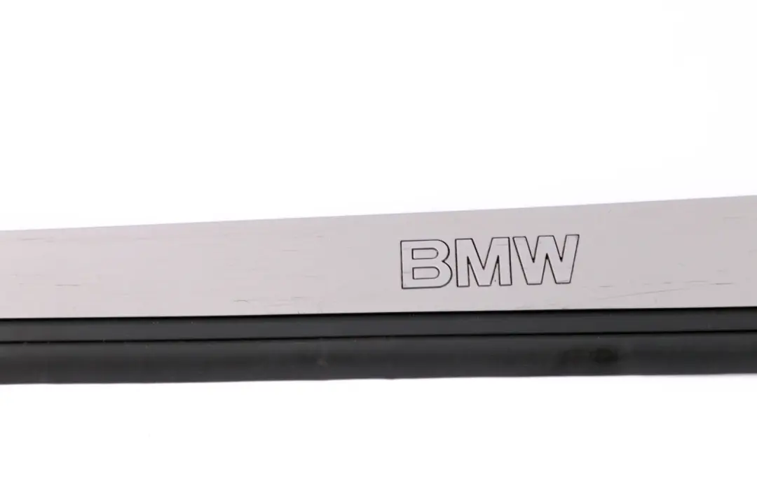 Strip Entrance Interior Right O/S to BMW Z4 Series E85 E86 E89 Cover with Part number 7069122 BMW Z4 Series E85 E86 E89 Cover Strip Entrance Interior Right O/S - SKU 7069122 - Part number 7069122