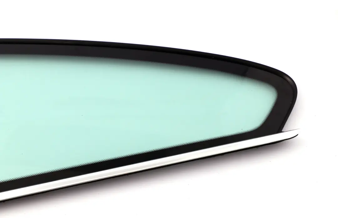 Puerta Trasera Izquierda Ventana Lateral Vidrio Verde AS2 para BMW E63 con número de pieza 7069221 BMW E63 Puerta Trasera Izquierda Ventana Lateral Vidrio Verde AS2 - SKU 7069221 - Número de pieza 7069221