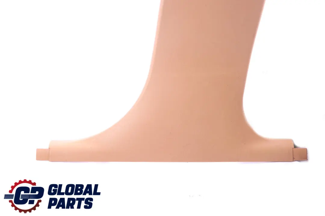 Osłona słupka dolna prawa beż do BMW E60 E61 o numerze 7027090 BMW E60 E61 Osłona słupka dolna prawa beż - SKU 7069438 - Numer Części 7027090