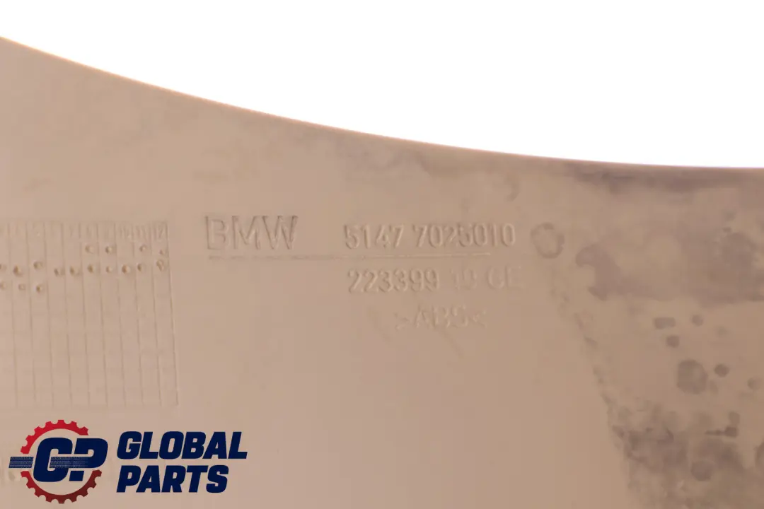 Bande Recouvrement BMW E60 E60N E61 E61N Intérieur Arrière Droit Beige pour à propos du numéro de pièce 7069520 Bande Recouvrement BMW E60 E60N E61 E61N Intérieur Arrière Droit Beige - SKU 7069520 - Numéro de pièce 7069520