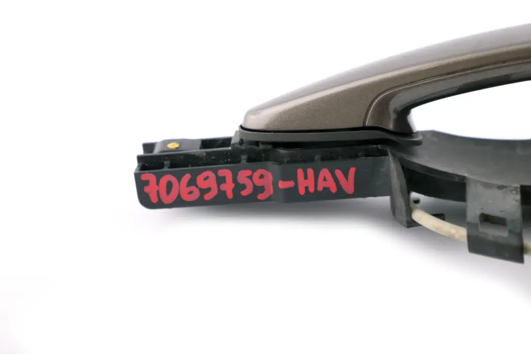 Kompletter Haltegriff hinten rechts Havanna Braun für BMW 1 E87 mit Teilenummer 7069759 BMW 1 E87 Kompletter Haltegriff hinten rechts Havanna Braun - SKU 7069759-HAV - Teilenummer 7069759