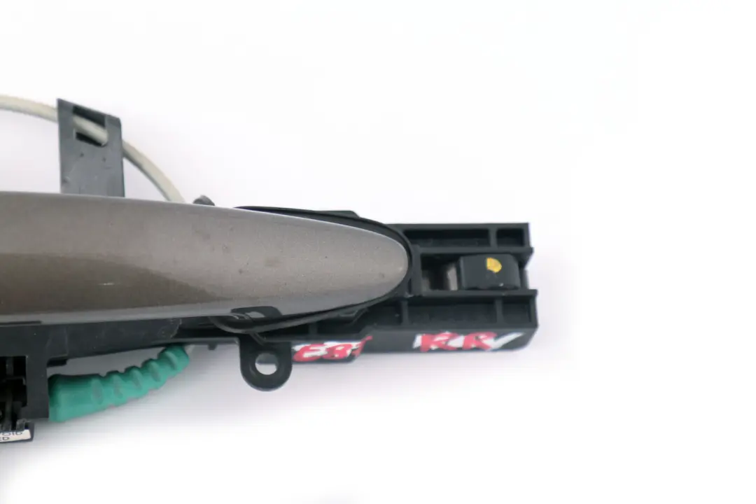 Kompletter Haltegriff hinten rechts Havanna Braun für BMW 1 E87 mit Teilenummer 7069759 BMW 1 E87 Kompletter Haltegriff hinten rechts Havanna Braun - SKU 7069759-HAV - Teilenummer 7069759