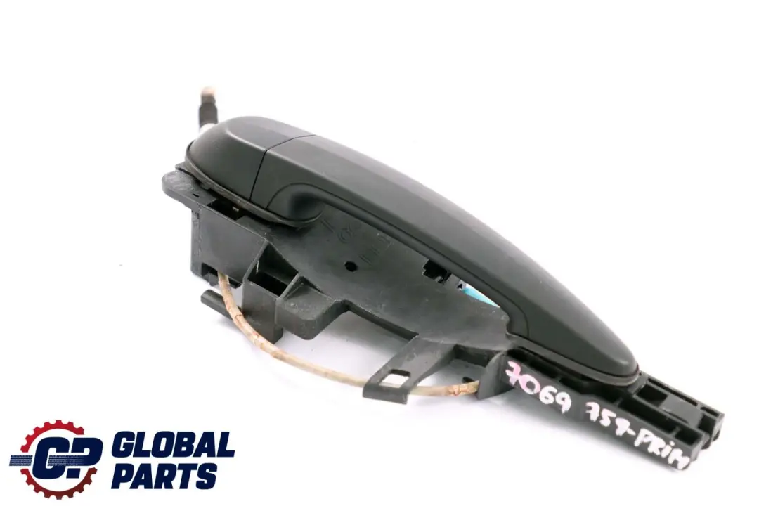 BMW E87 Klamka lewa gruntowana tył tylna - SKU 7069759-PRIM - Numer Części 51227069759