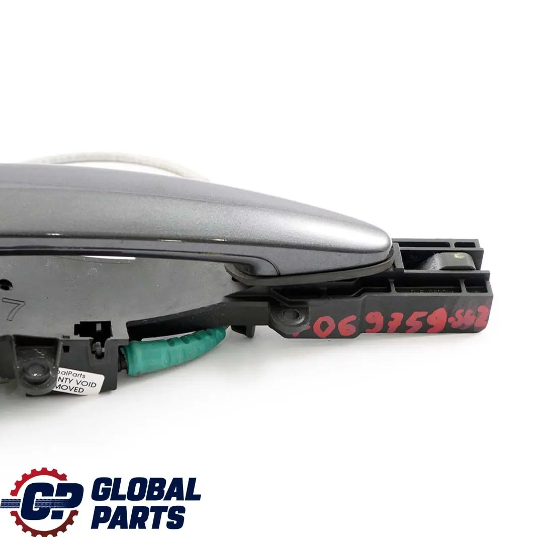 Completer Porte Arriere Droite Mousseux Graphite Metallique pour BMW 1 E87 2 à propos du numéro de pièce 7069759 BMW 1 E87 2 Completer Porte Arriere Droite Mousseux Graphite Metallique - SKU 7069759-SG2 - Numéro de pièce 7069759