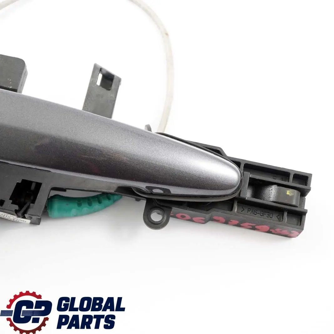 Maniglia Completa Posteriore Destra Grafite Scintillante A22 per BMW E87 con numero di parte 7069759 BMW E87 Maniglia Completa Posteriore Destra Grafite Scintillante A22 - SKU 7069759-SG2 - Numero di parte 7069759