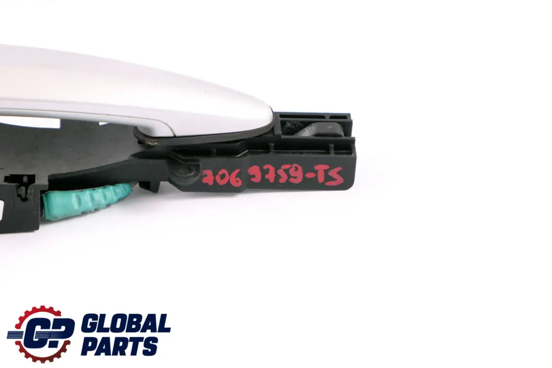 completa trasera derecha O / Grab manija De La puerta Titansilber plata para BMW E87 con número de pieza 7069759 BMW E87 completa trasera derecha O / Grab manija De La puerta Titansilber plata - SKU 7069759-TS - Número de pieza 7069759