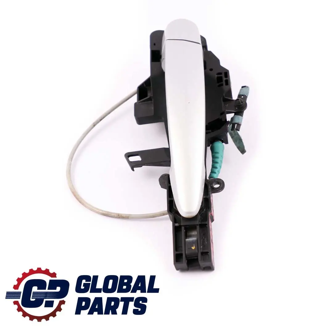 Asidero Trasero Izquierdo Completo Titansilber Metallic Silver para BMW E87 con número de pieza 51210392545 51227069759 BMW E87 Asidero Trasero Izquierdo Completo Titansilber Metallic Silver - SKU 7069759-TS1 - Número de pieza 51210392545 51227069759