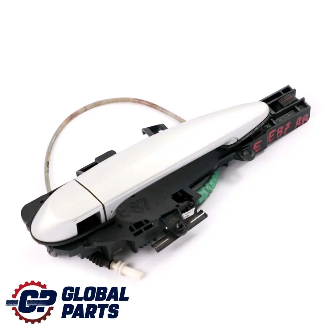 Complete Rear Right O/S Grab Door Handle Titansilber Silver to BMW 1 Series E87 2 with Part number 7069759 BMW 1 Series E87 2 Complete Rear Right O/S Grab Door Handle Titansilber Silver - SKU 7069759-TS2 - Part number 7069759