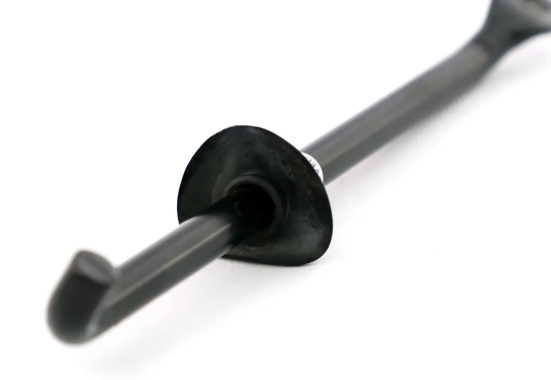 Soporte Deslizante Cinturon De Seguridad Delantero para BMW E81 E88 E82 con número de pieza 7069957 BMW E81 E88 E82 Soporte Deslizante Cinturon De Seguridad Delantero - SKU 7069957 - Número de pieza 7069957