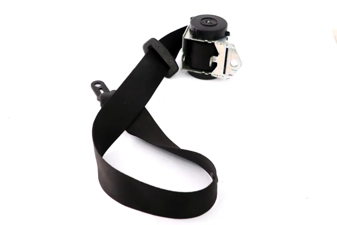 CEINTURE SUPeRIEURE ARRIeRE DROITE GAUCHE pour BMW E87 à propos du numéro de pièce 7069964 BMW E87 CEINTURE SUPeRIEURE ARRIeRE DROITE GAUCHE - SKU 7069964 - Numéro de pièce 7069964