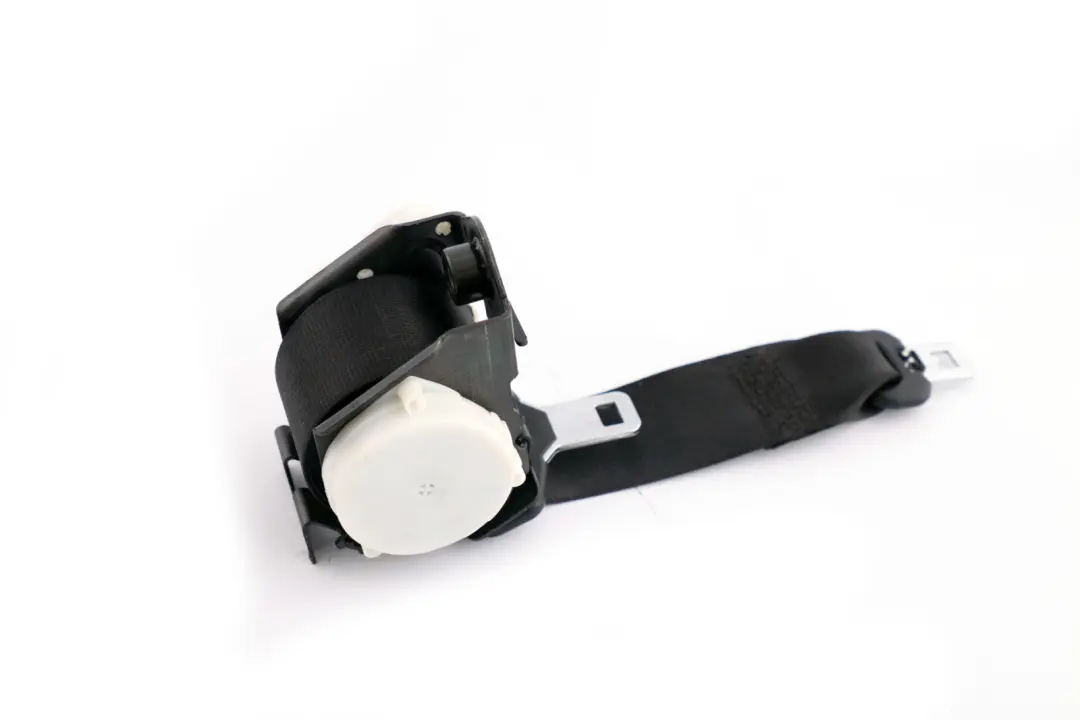 Centre Upper Belt to BMW 5 Series E60 M5 E60N Rear with Part number 9132821 BMW 5 Series E60 M5 E60N Rear Centre Upper Belt - SKU 7070084 - Part number 9132821