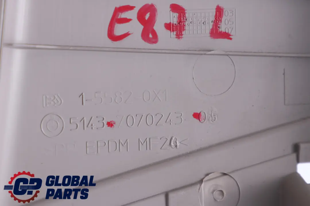 BMW 1 er E87 E87N LCI Blende B-Säule oben links Beige - SKU 7070243 - Teilenummer 7070243