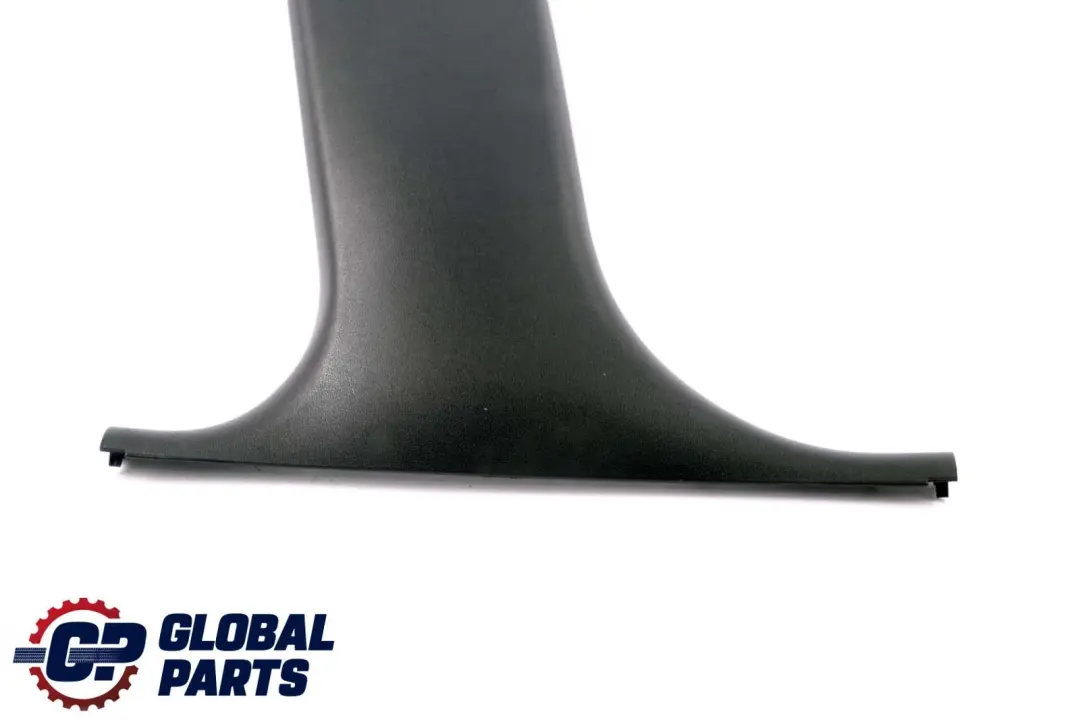 Cache-colonne B Bas Gauche Noir pour BMW E87 à propos du numéro de pièce 7070245 BMW E87 Cache-colonne B Bas Gauche Noir - SKU 7070245 - Numéro de pièce 7070245