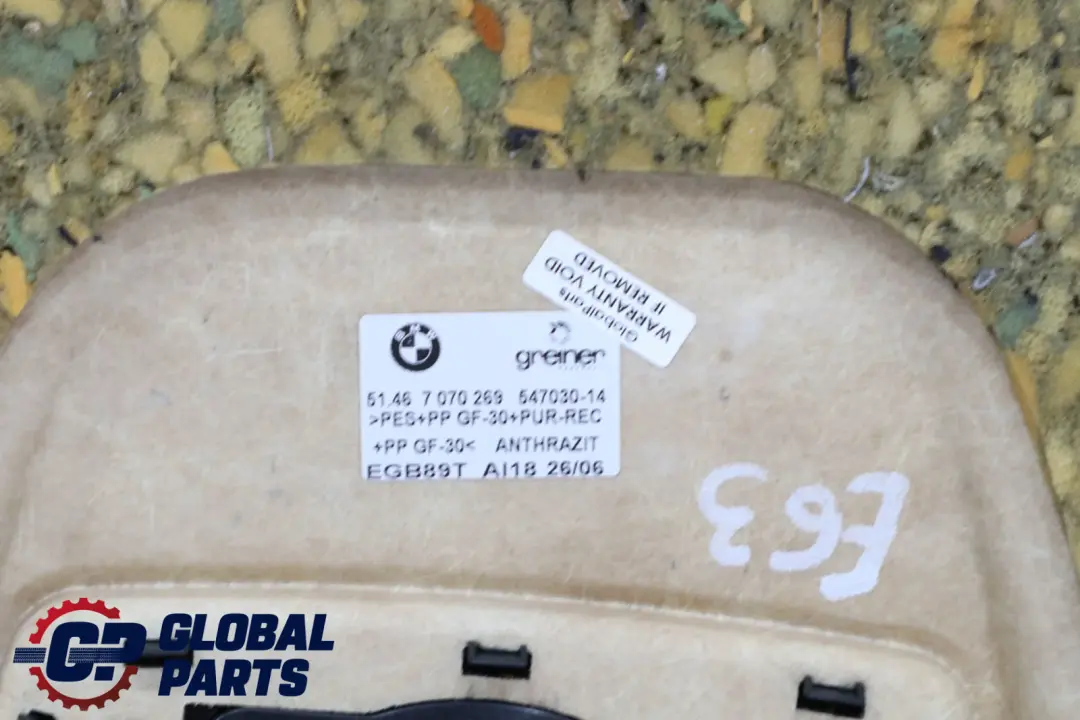 Półka tylna bagażnika schwarz do BMW E63 o numerze 7070269 BMW E63 Półka tylna bagażnika schwarz - SKU 7070269 - Numer Części 7070269