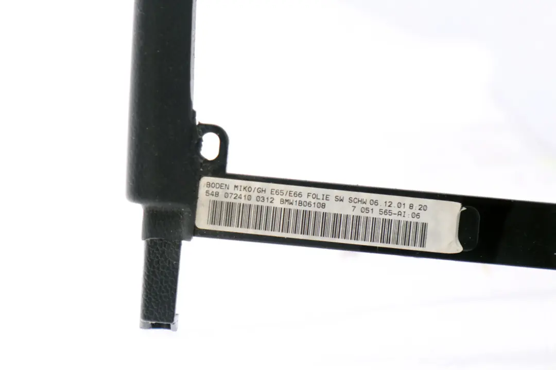 Console centrale Portabevande Base Pelle Schwarz Nero per BMW Serie 7 E65 con numero di parte 7044494 BMW Serie 7 E65 Console centrale Portabevande Base Pelle Schwarz Nero - SKU 7070272-1 - Numero di parte 7044494