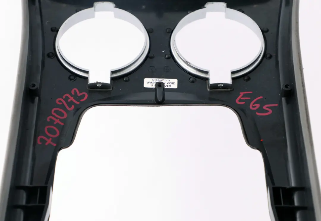 Base Porte Gobelet Pour Console Centrale BMW E65 Cuir Gris Flanelle pour à propos du numéro de pièce 7070273 Base Porte Gobelet Pour Console Centrale BMW E65 Cuir Gris Flanelle - SKU 7070273 - Numéro de pièce 7070273