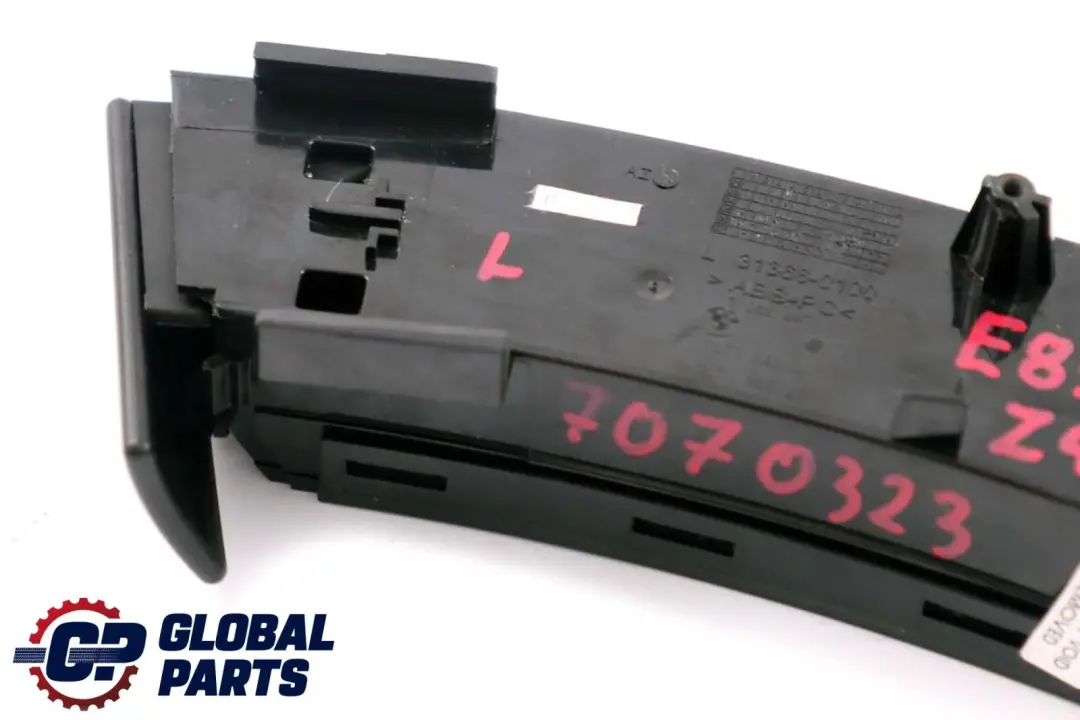 Getränkehalter Links Schwarz 7068447 für BMW Z4 er E85 E86 mit Teilenummer 7070323 BMW Z4 er E85 E86 Getränkehalter Links Schwarz 7068447 - SKU 7070323 - Teilenummer 7070323