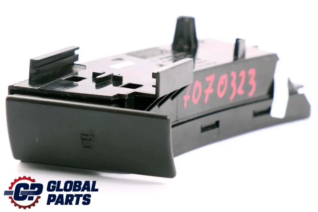 BMW Z4 er E85 E86 Getränkehalter Links Schwarz 7068447 - SKU 7070323 - Teilenummer 7070323