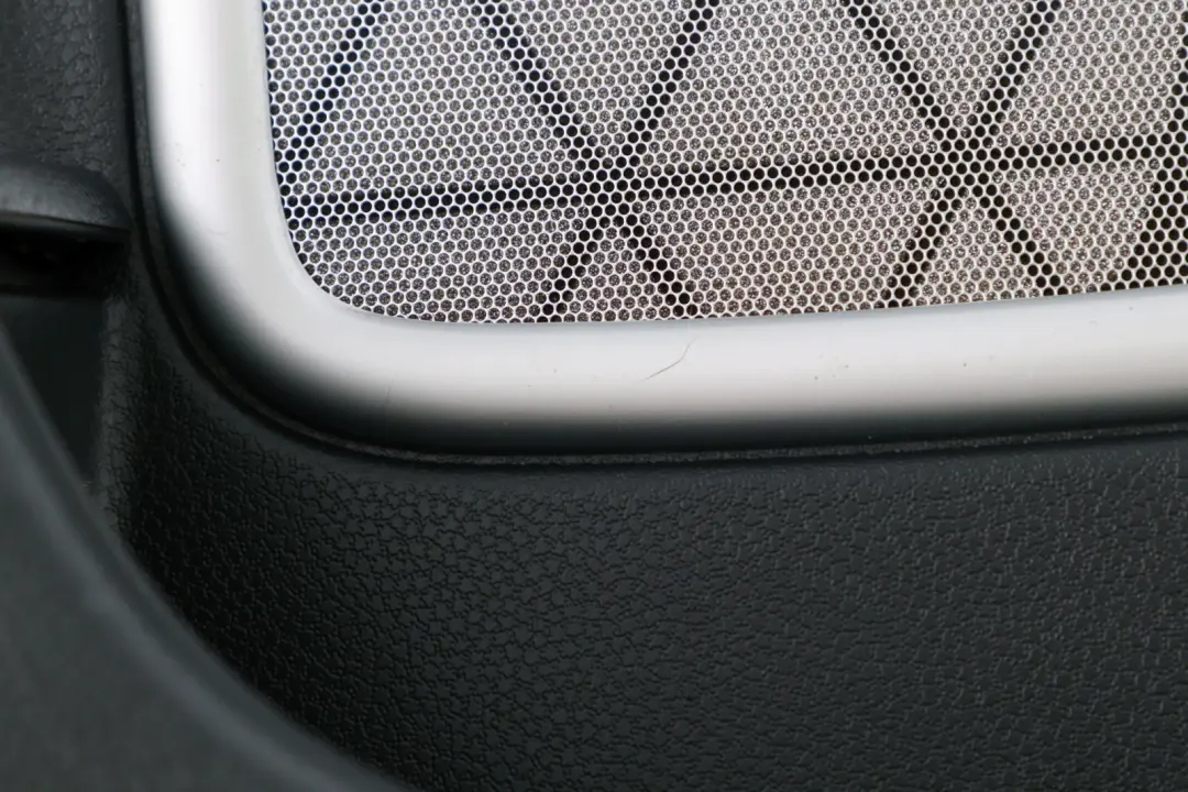 Mini Cooper R50 R53 Rear Left N/S Lateral Trim Side Panel Panther Black - SKU 7070337 - Part number 7070337