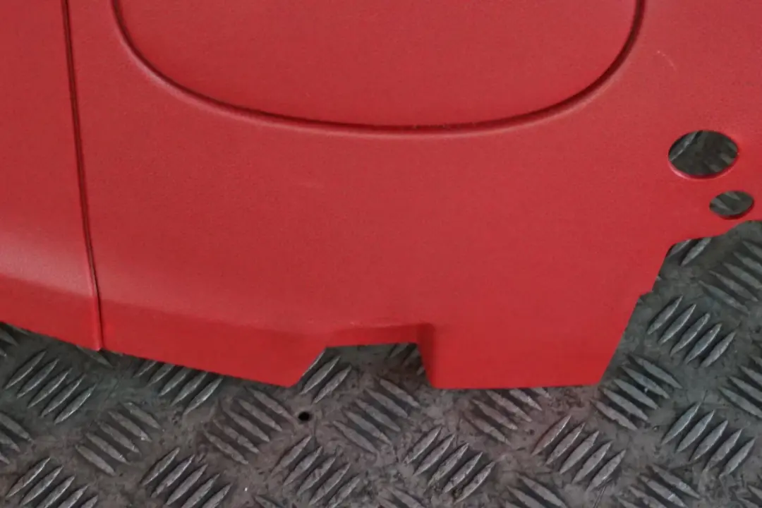 Seitenverkleidung Hinten Rechts Tartan Rot für BMW Mini Cooper R50 mit Teilenummer 7070452 BMW Mini Cooper R50 Seitenverkleidung Hinten Rechts Tartan Rot - SKU 7070452 - Teilenummer 7070452