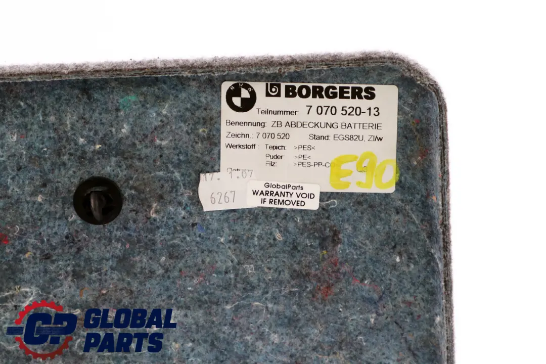 Cubierta De La bateria TOWING EYE HINGE HOOK Boot Trim Panel para BMW E90 con número de pieza 7070520 BMW E90 Cubierta De La bateria TOWING EYE HINGE HOOK Boot Trim Panel - SKU 7070520 - Número de pieza 7070520